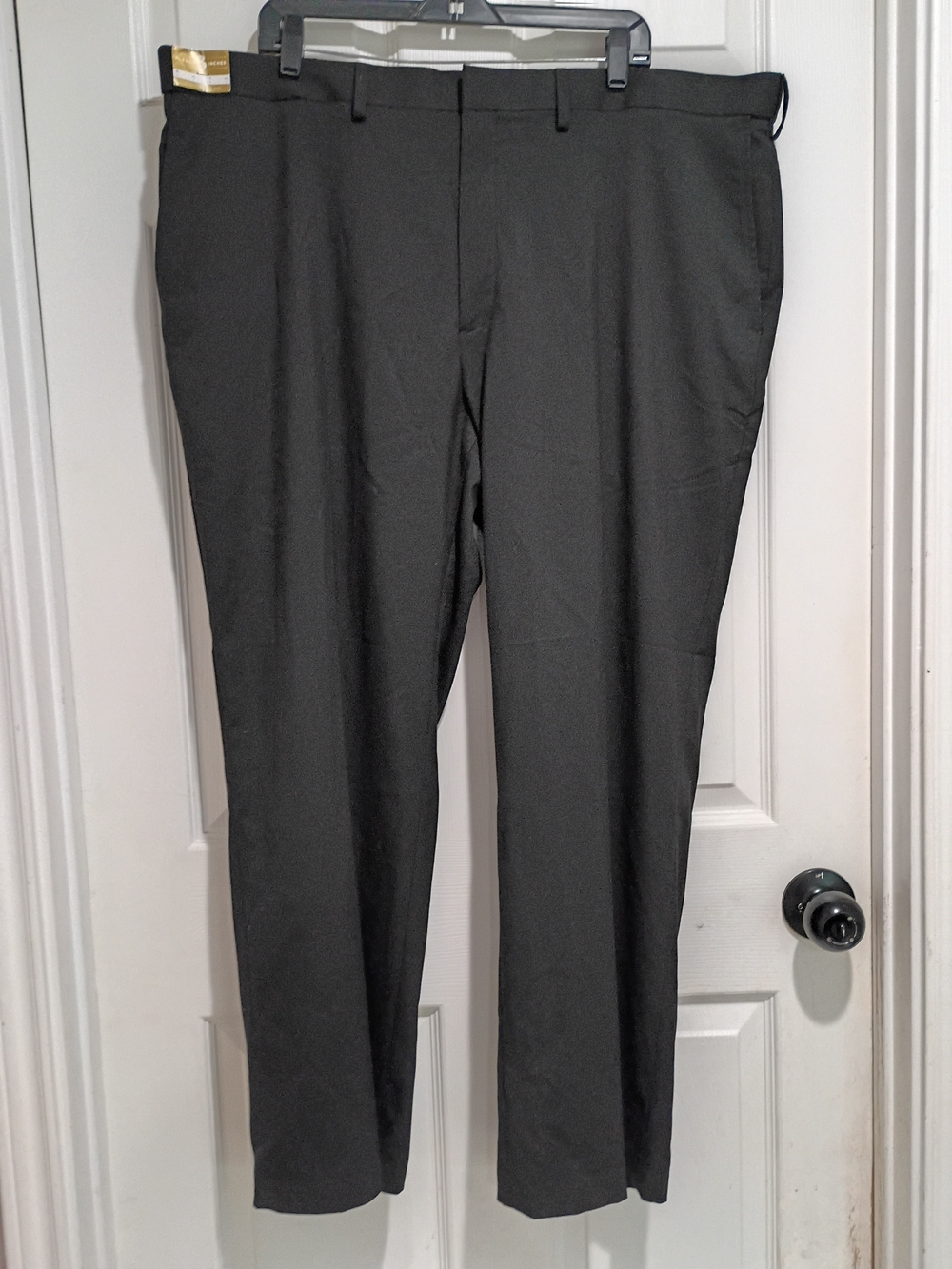 Nwt Haggar Men's Black Dress Pants - Classic Straight Size 44x30